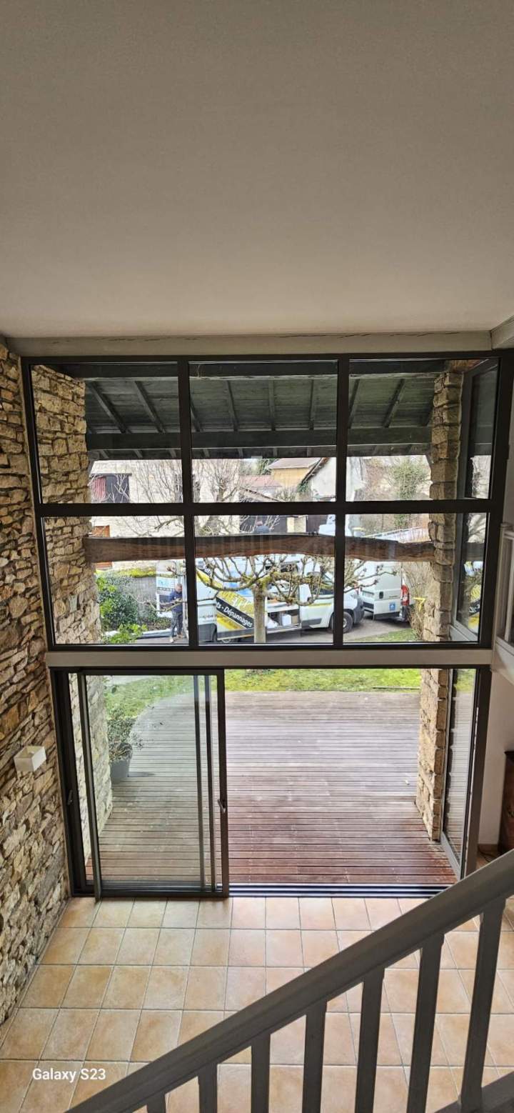 Fenêtre à deux vantaux en PVC Bourgoin-Jallieu